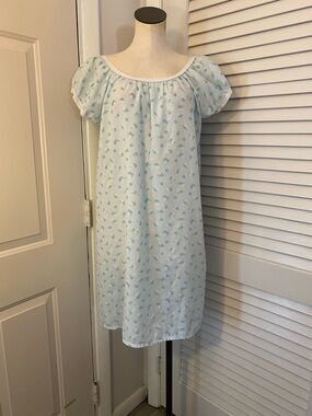 Vintage 60’s/70’s “Kittens by Katz” Blue Ditsy- Floral Nightgown- Size M/L